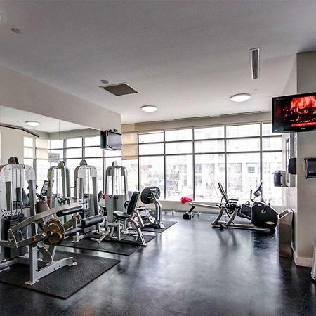 Micasa Suites - Stylish Condo By Cn Tower โตรอนโต ภายนอก รูปภาพ